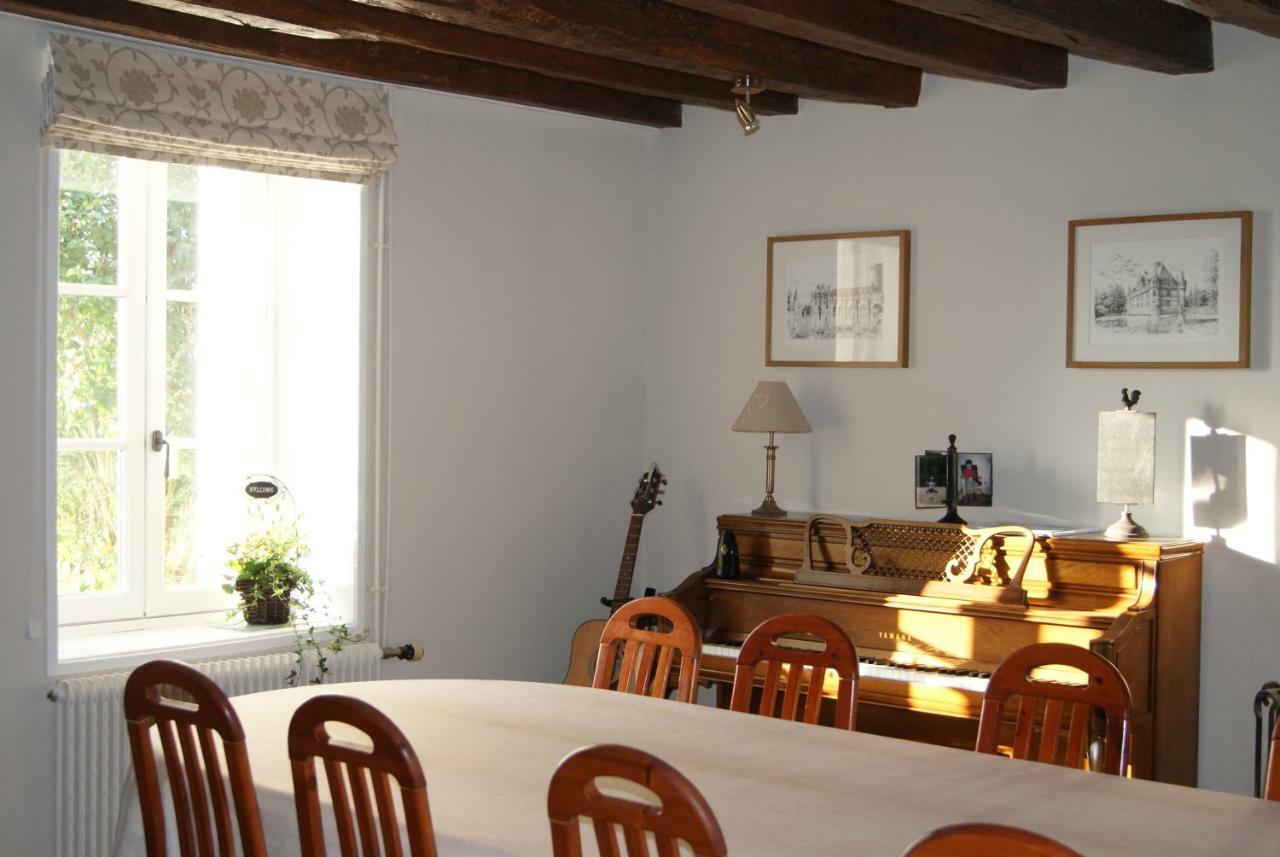 La Bihourderie Bed and Breakfast Azay-sur-Indre Εξωτερικό φωτογραφία