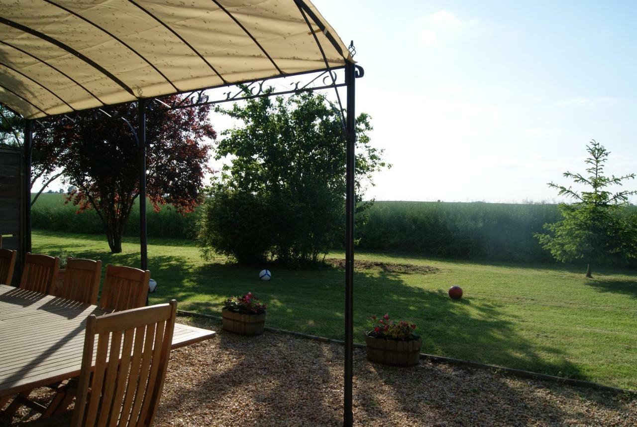 La Bihourderie Bed and Breakfast Azay-sur-Indre Εξωτερικό φωτογραφία
